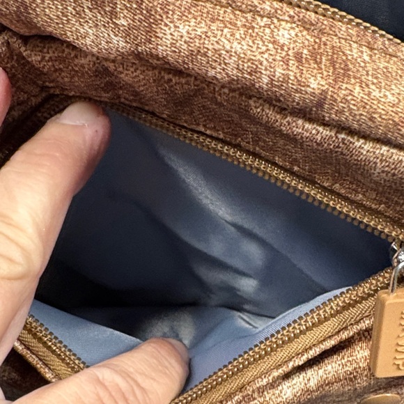 IHKWIP Elegant Brown Crossbody Bag - Picture 3 of 5